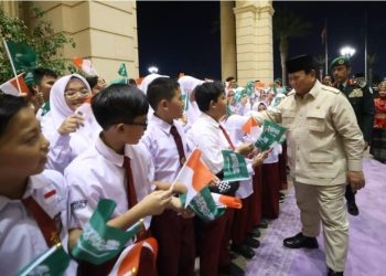 Sebelum Bertemu Putra Mahkota Arab Saudi, Begini Momen Prabowo Disambut Sorak-sorai Perwakilan Siswa Indonesia di Jeddah